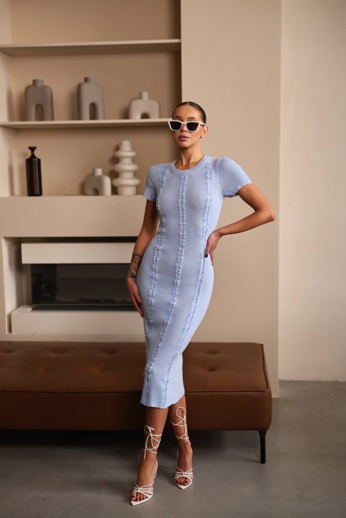 ribbed-knit-bodycon-dress